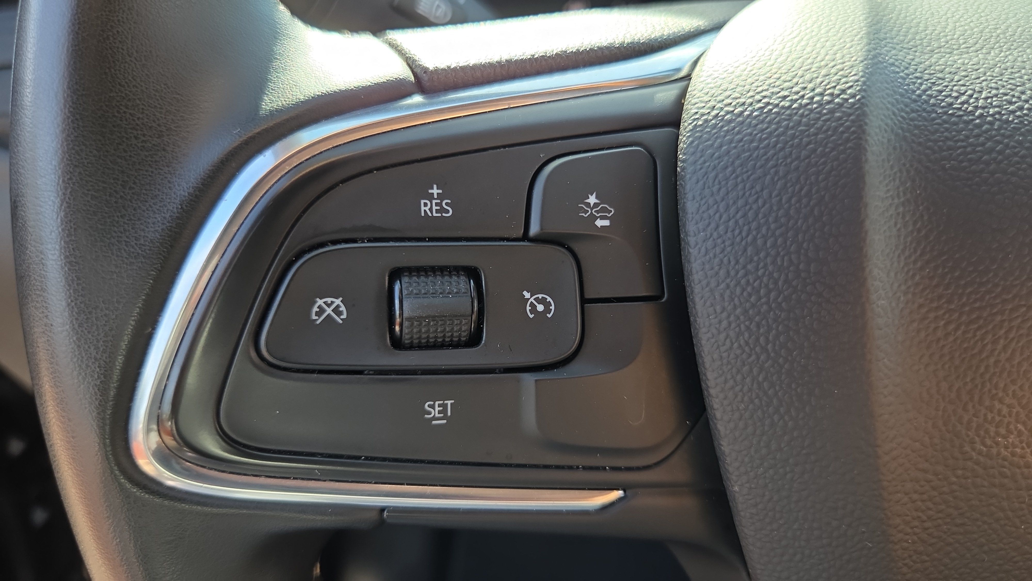 Certified 2024 Buick Encore GX Sport Touring AWD/4WD image 27