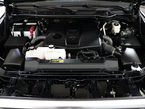 Used 2023 Toyota Tundra Limited AWD/4WD image 35