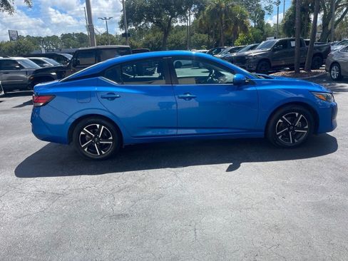 Used 2024 Nissan Sentra SV FWD image 4