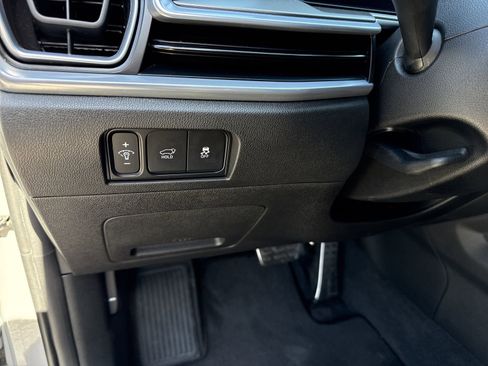 Used 2024 Kia Sorento SX FWD image 21