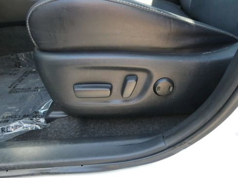Used 2018 Toyota RAV4 Limited w/ All Weather Liner Package AWD/4WD image 16