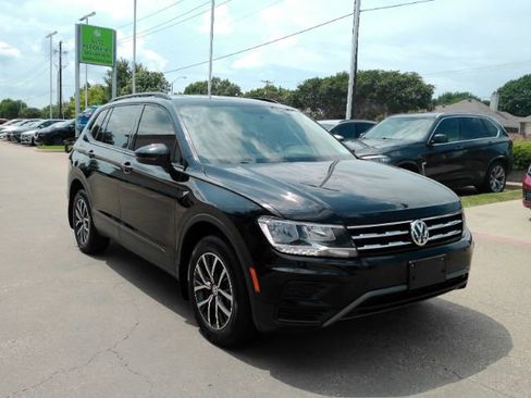 Used 2021 Volkswagen Tiguan S FWD image 4