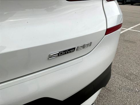 Used 2020 BMW X2 sDrive28i w/ Convenience Package FWD image 24