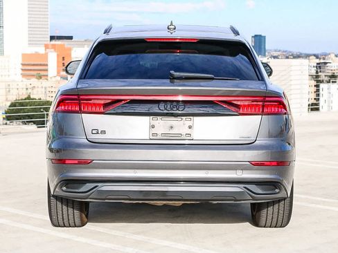 Used 2022 Audi Q8 Premium w/ Convenience Package image 8