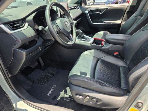 Used 2020 Toyota RAV4 TRD Off-Road AWD/4WD image 10