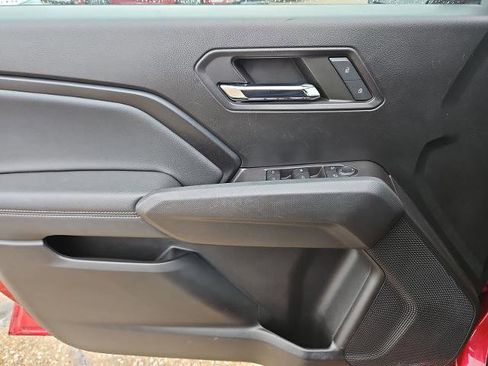 Used 2023 Chevrolet Colorado LT w/ LT Convenience Package II image 19