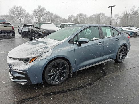 Used 2024 Toyota Corolla SE image 7