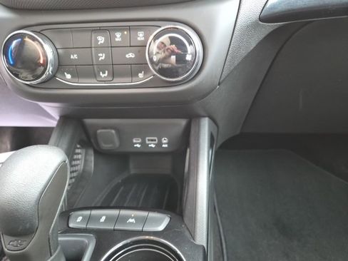 Used 2023 Chevrolet TrailBlazer LT image 21