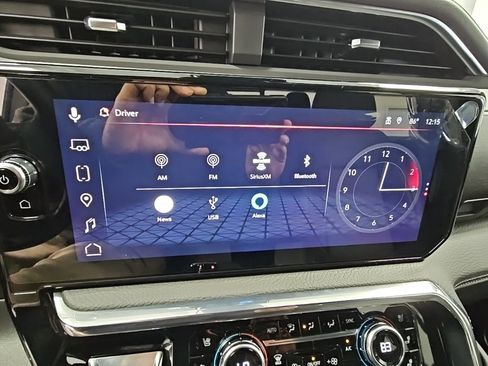 Used 2025 GMC Sierra 1500 Denali w/ Denali Reserve Package image 14