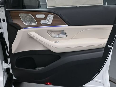 New 2026 Mercedes-Benz GLS 450 4MATIC image 34