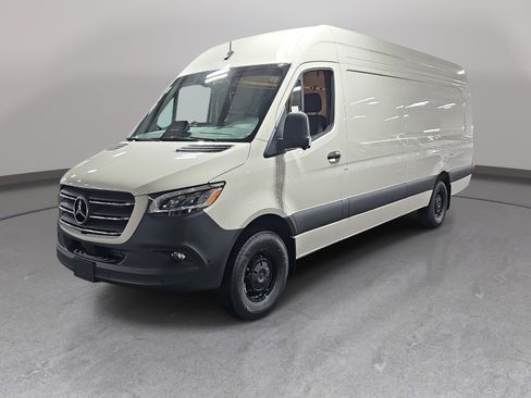 New 2026 Mercedes-Benz Sprinter 2500 image 1