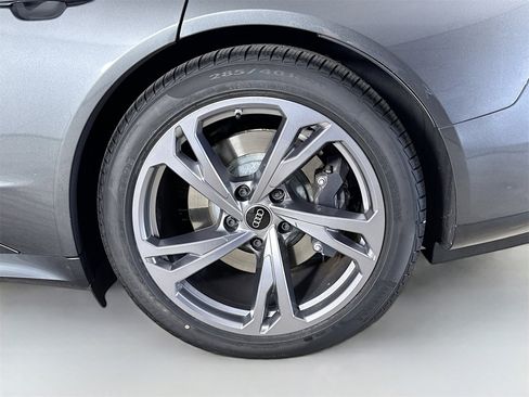 Certified 2024 Audi e-tron GT Premium Plus w/ Executive Package image 32