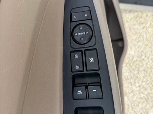 Used 2020 Hyundai Tucson Sport w/ Cargo Package image 20