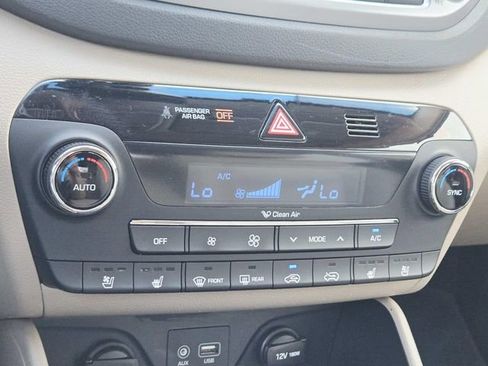 Used 2016 Hyundai Tucson Limited w/ Option Group 03 image 24