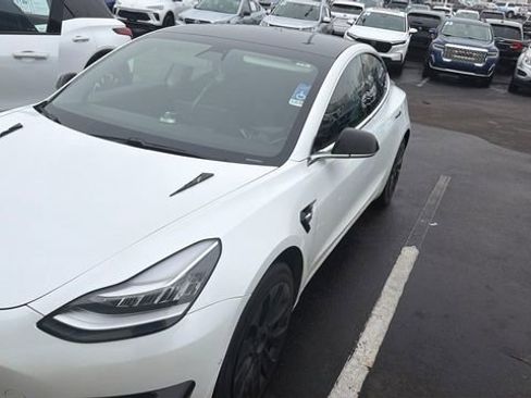 Used 2020 Tesla Model 3 Long Range image 1