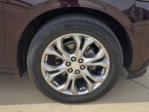 Certified 2020 Buick Enclave Avenir w/ Avenir Technology Package FWD image 28