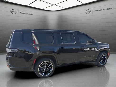 Used 2024 Jeep Grand Wagoneer L Series II w/ Quick Order Packagew 28T image 4