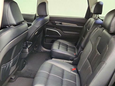 Used 2022 Kia Telluride SX w/ Towing Package image 21