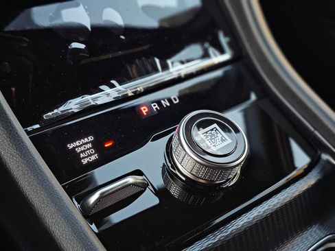 New 2026 Jeep Grand Cherokee L Altitude AWD/4WD image 14