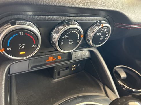Used 2016 MAZDA MX-5 Miata Grand Touring RWD image 39
