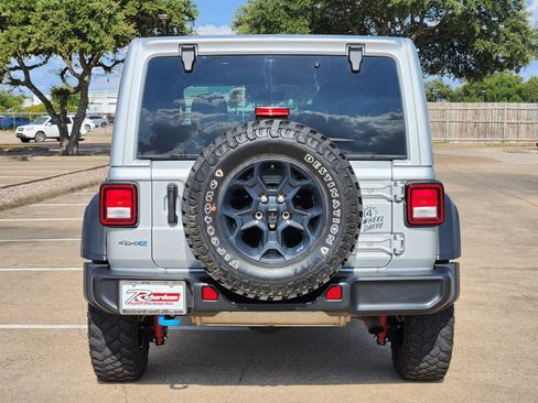 Used 2023 Jeep Wrangler Unlimited w/ Sun & Screen Package AWD/4WD image 5