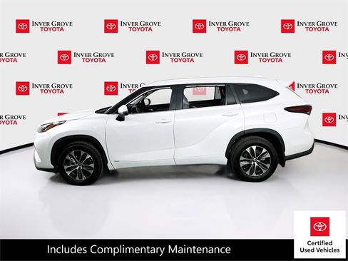 Certified 2026 Toyota Highlander XLE AWD/4WD image 8
