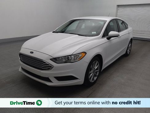 Used 2017 Ford Fusion SE w/ Fusion SE Technology Package image 1