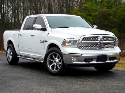 Used 2015 RAM 1500 Laramie w/ Convenience Group