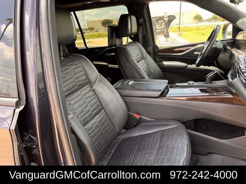 Used 2023 Cadillac Escalade ESV Sport Platinum AWD/4WD image 71
