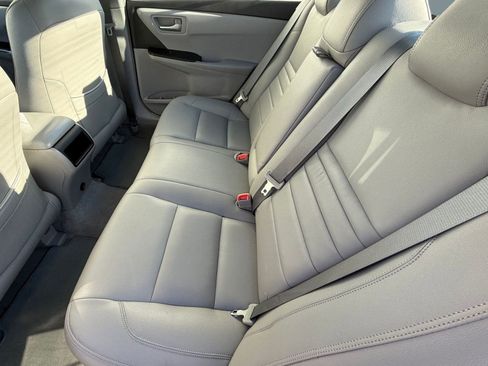 Used 2017 Toyota Camry LE image 29