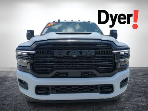 Used 2025 RAM 2500 Laramie w/ Night Edition AWD/4WD image 9
