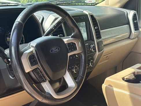 Used 2019 Ford F250 Lariat w/ Lariat Ultimate Package AWD/4WD image 18