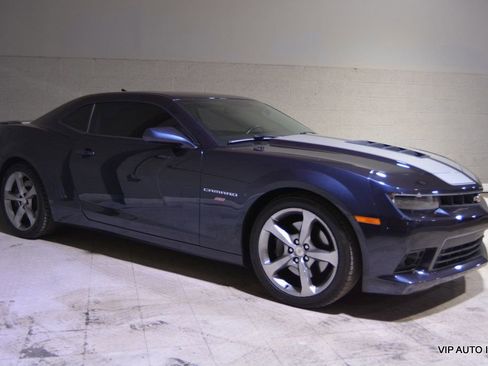 Used 2014 Chevrolet Camaro SS w/ RS Package image 21