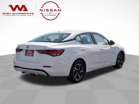 Certified 2024 Nissan Sentra SV FWD image 5
