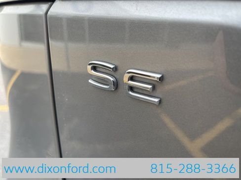 Used 2024 Volkswagen Atlas SE image 27