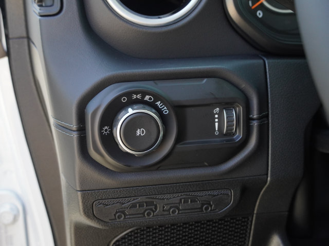 New 2026 Jeep Wrangler Unlimited Sahara AWD/4WD image 21