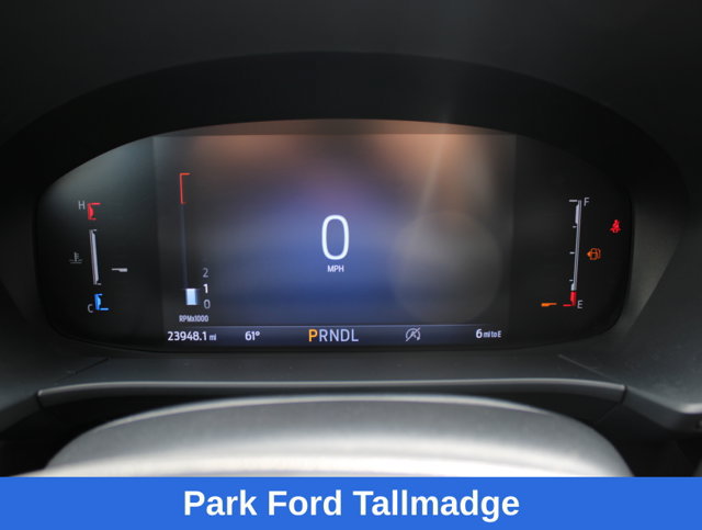 Used 2025 Ford Escape Active AWD/4WD image 14