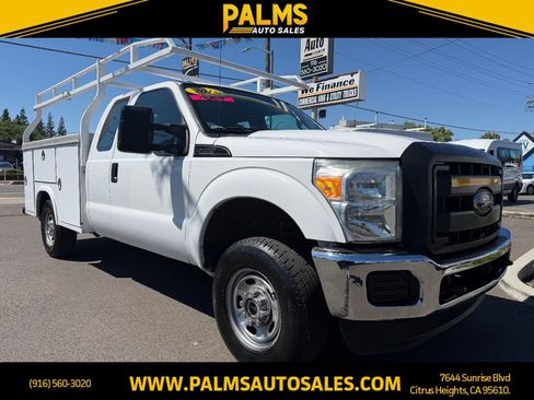 Used 2015 Ford F250 XL w/ Camper Package image 1