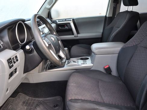 Used 2013 Toyota 4Runner SR5 image 10