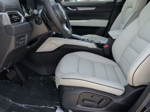 New 2025 MAZDA CX-5 AWD 2.5 S w/ Premium Plus Pkg image 14