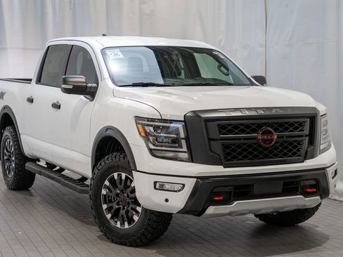 Used 2023 Nissan Titan PRO-4X w/ Pro-4x Convenience Package image 1