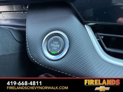 New 2026 Chevrolet Equinox LT w/ Convenience Package II image 12