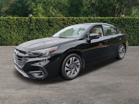 Used 2025 Subaru Legacy Limited w/ Popular Package #3 image 8