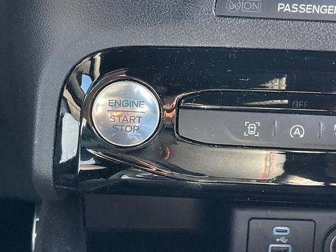 Used 2023 Ford Escape ST-Line w/ Tech Pack #1 image 4