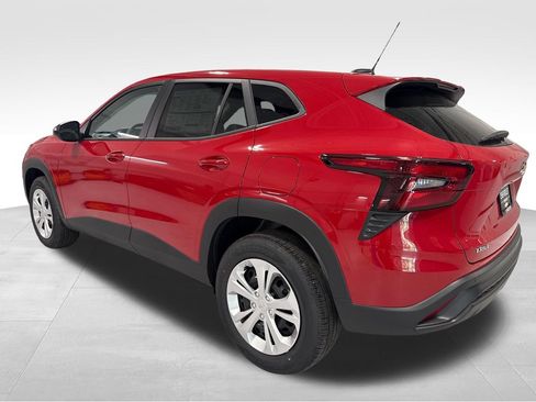 New 2026 Chevrolet Trax LS w/ Driver Confidence Package FWD image 47