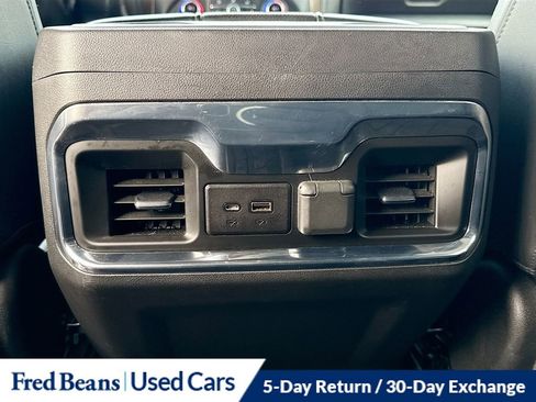 Used 2022 Chevrolet Silverado 1500 High Country w/ Technology Package image 29