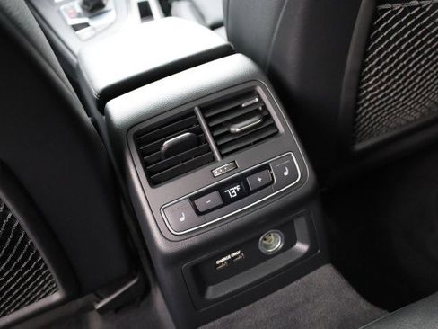 Used 2019 Audi A4 2.0T allroad Prestige w/ Prestige Package image 39