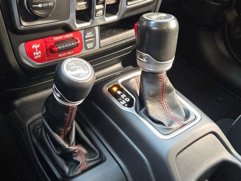 Used 2021 Jeep Wrangler Unlimited Rubicon image 26