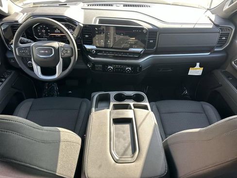 New 2026 GMC Sierra 2500 SLE w/ SLE Value Package; image 7