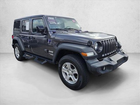 Used 2021 Jeep Wrangler Unlimited Sport AWD/4WD image 3